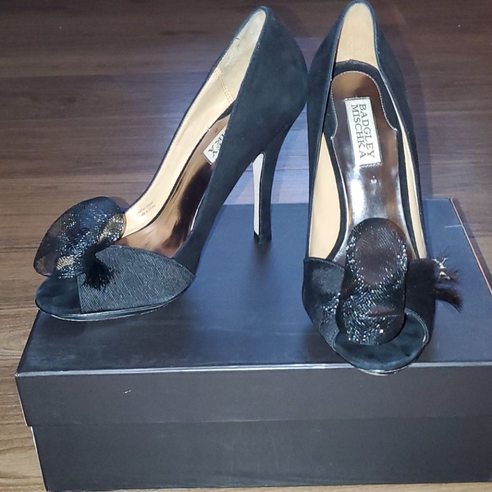 Badgley Mischka black pumps size 7m